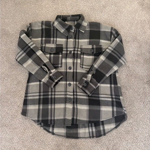 Forever 21 Jackets & Blazers - Forever 21 Black and Gray Checkered Shirt